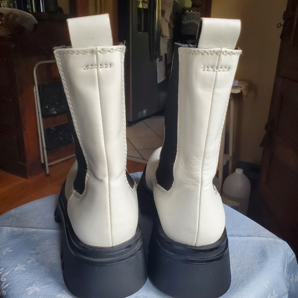 ZARA Chunky Lug Sole Leather Boots White/Black. - Picture 3 of 10